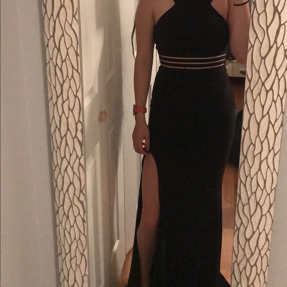Dress - Picture 1 of 4